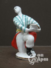 Скульптура "Узбек с бубном"